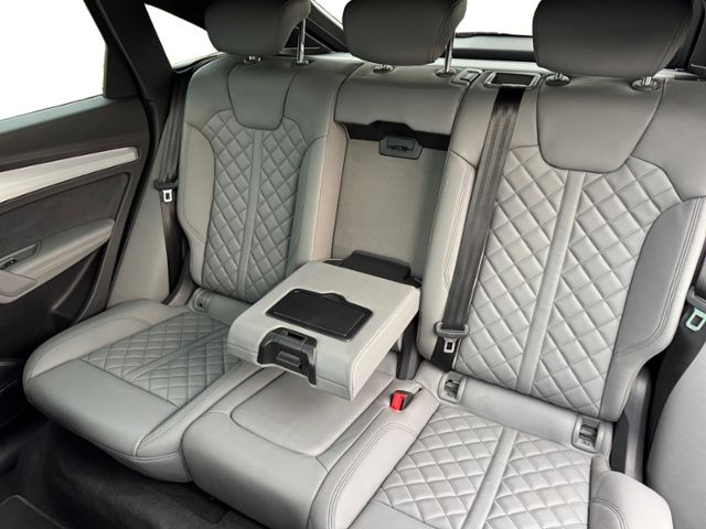 Audi SQ5 - Bild 13