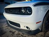 Dodge Challenger 5.7 HEMI R/T PLUS*LED*BLIND SPOT*NAVI - Dodge Challenger in Bochum