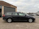 Volkswagen Passat Variant Comfortline BlueMotion 1.Hand Sc. - Volkswagen Passat aus 2013
