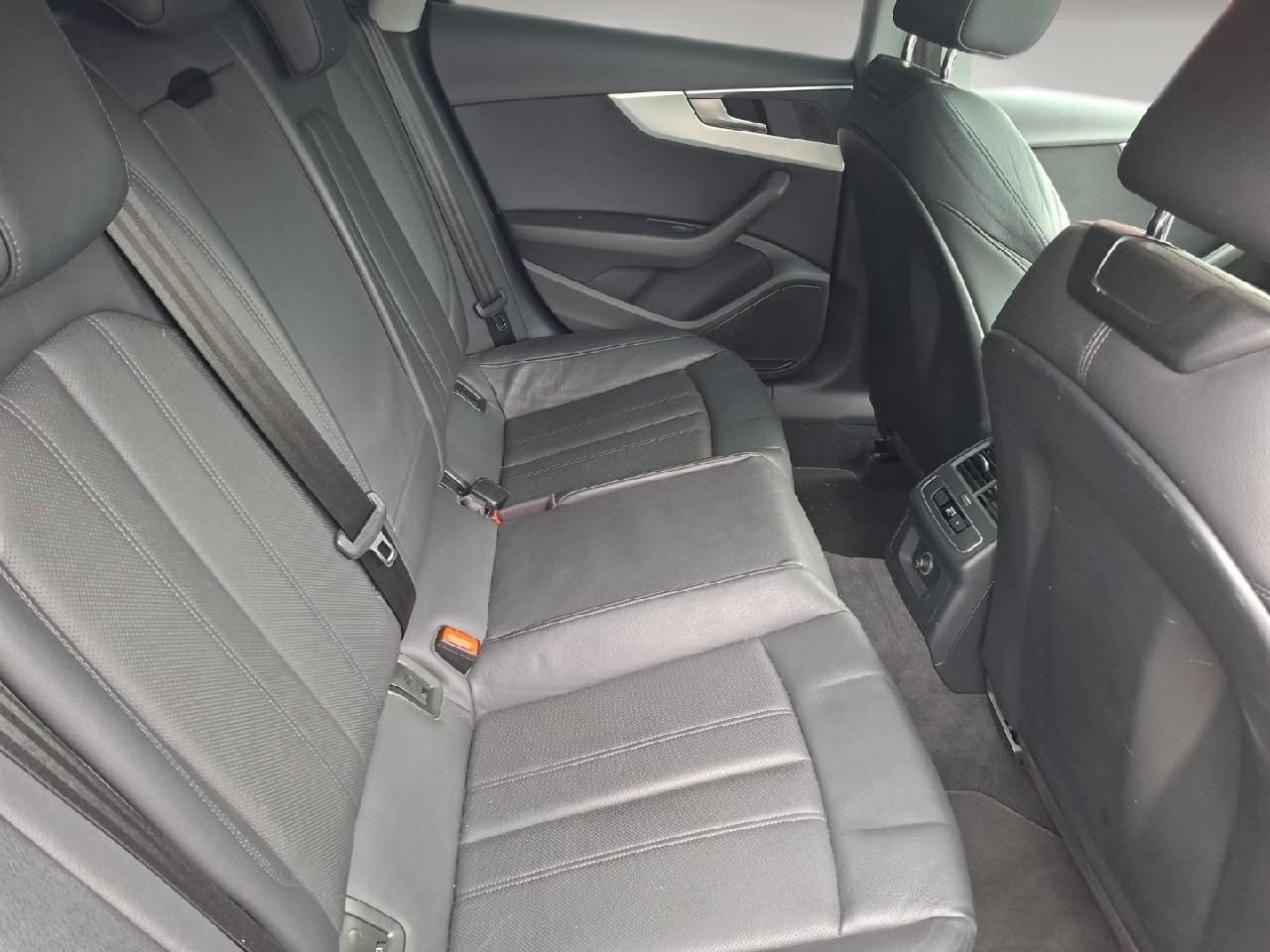 Fahrzeugabbildung Audi A5 Sportback 40 TDI quattro design