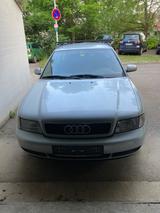 Audi A4 1.8 Avant - Tüv 04/26 - Audi A4 aus 1998: 2.8