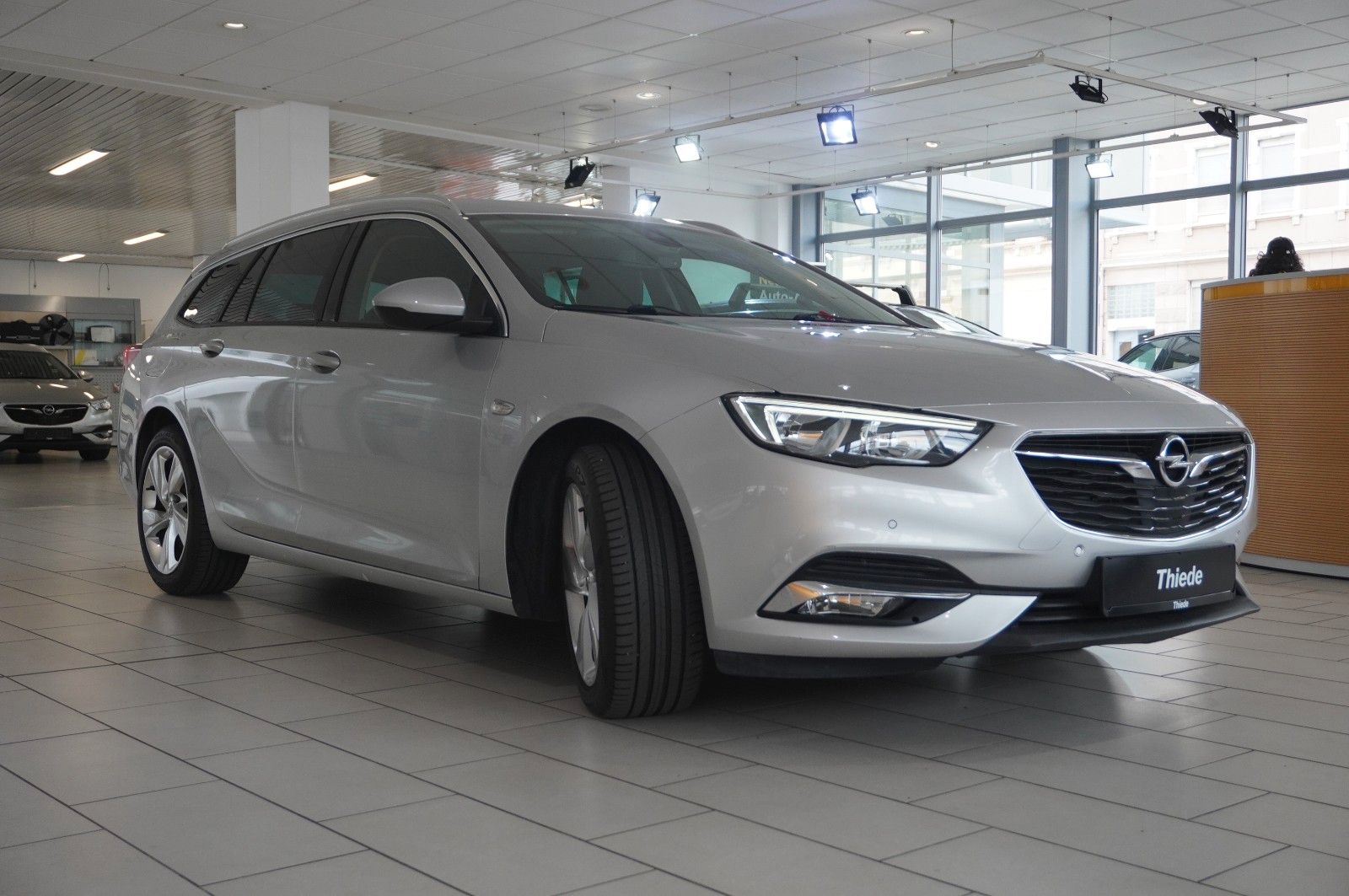 Fahrzeugabbildung Opel Insignia B ST 1.5T DYNAMIC NAVI/LED/KAMERA/DAB+