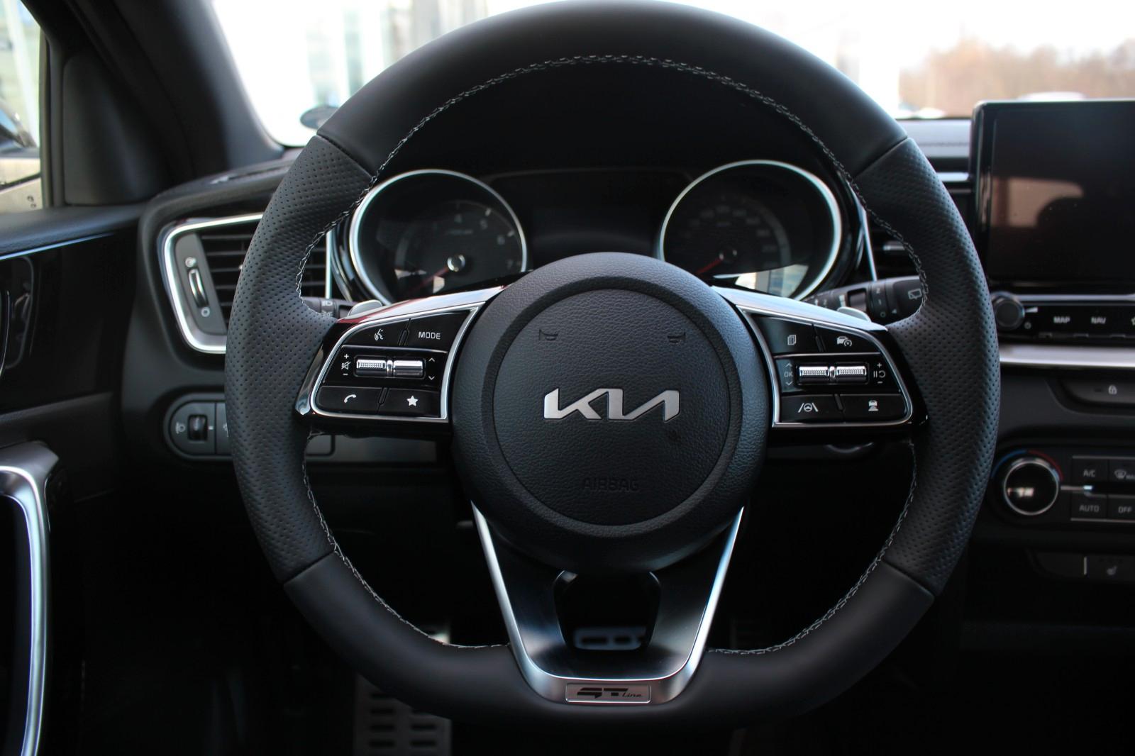 Kia PROCEED DCT GT-LINE TECH. / PERFOR. / LEDER PAK.