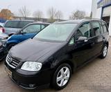 Volkswagen Touran Highline TÜV und Service neu - Volkswagen Touran aus 2005: Highline