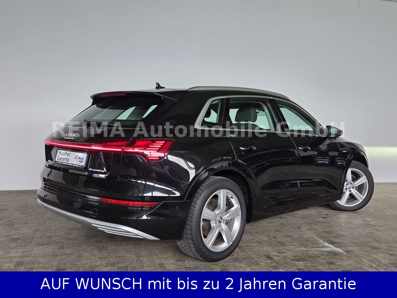 Fahrzeugabbildung Audi e-tron 50 quattro advanced, Pano, SOH 93,7%