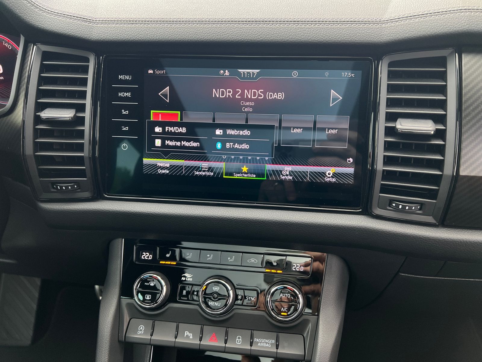 Fahrzeugabbildung SKODA Kodiaq Sportline 2.0 TDI DSG 4x4 *AHK,Pano,Stand