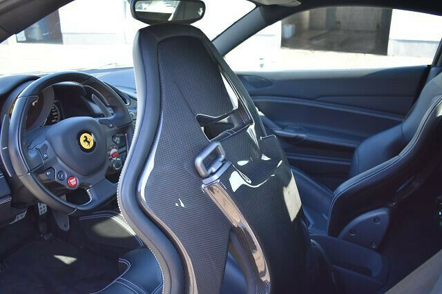 Fahrzeugabbildung Ferrari 488 GTB*NAVI*LIFT*Racing*RFK*PDC**Mietkauf