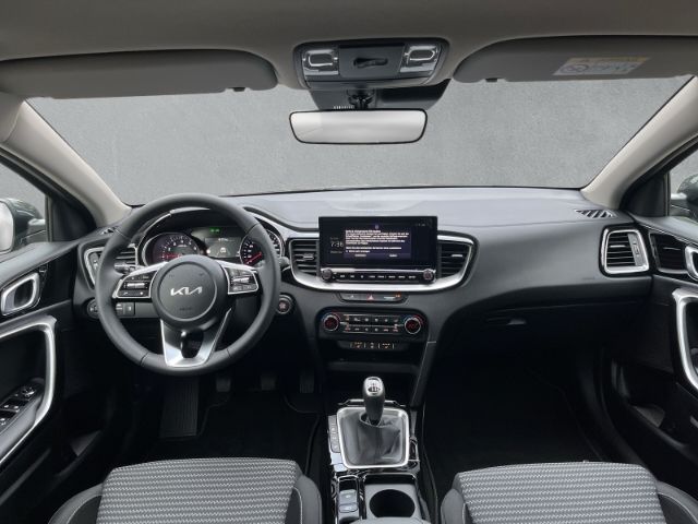 Fahrzeugabbildung Kia Ceed ULTIMATE EDITION 1.0 T-GDI *STYLE-PAKET*