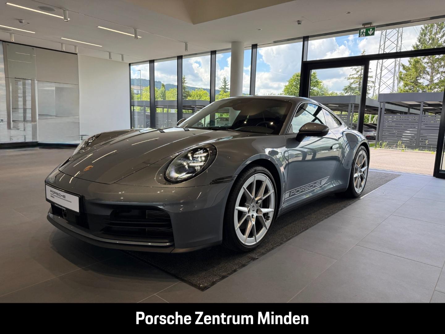 Porsche 992 911 Carrera Sportabgasanlage LED-Matrix BOSE
