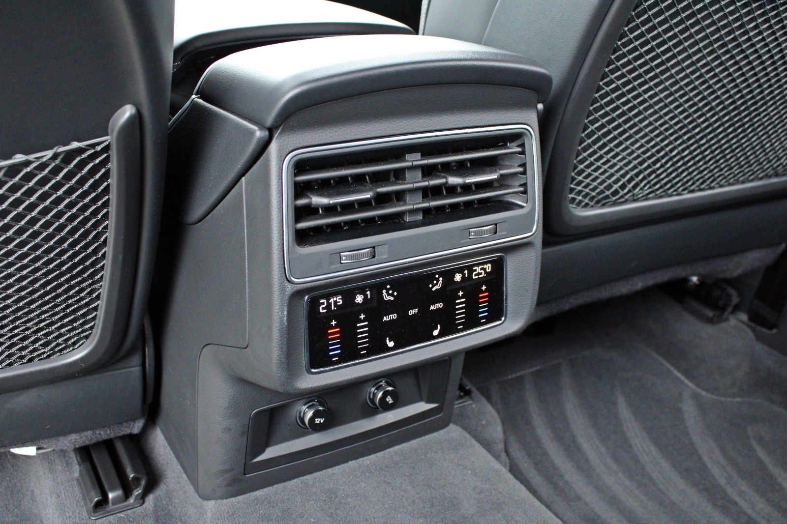 Audi SQ8 - Bild 26