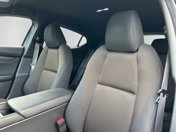Mazda 3 - 11