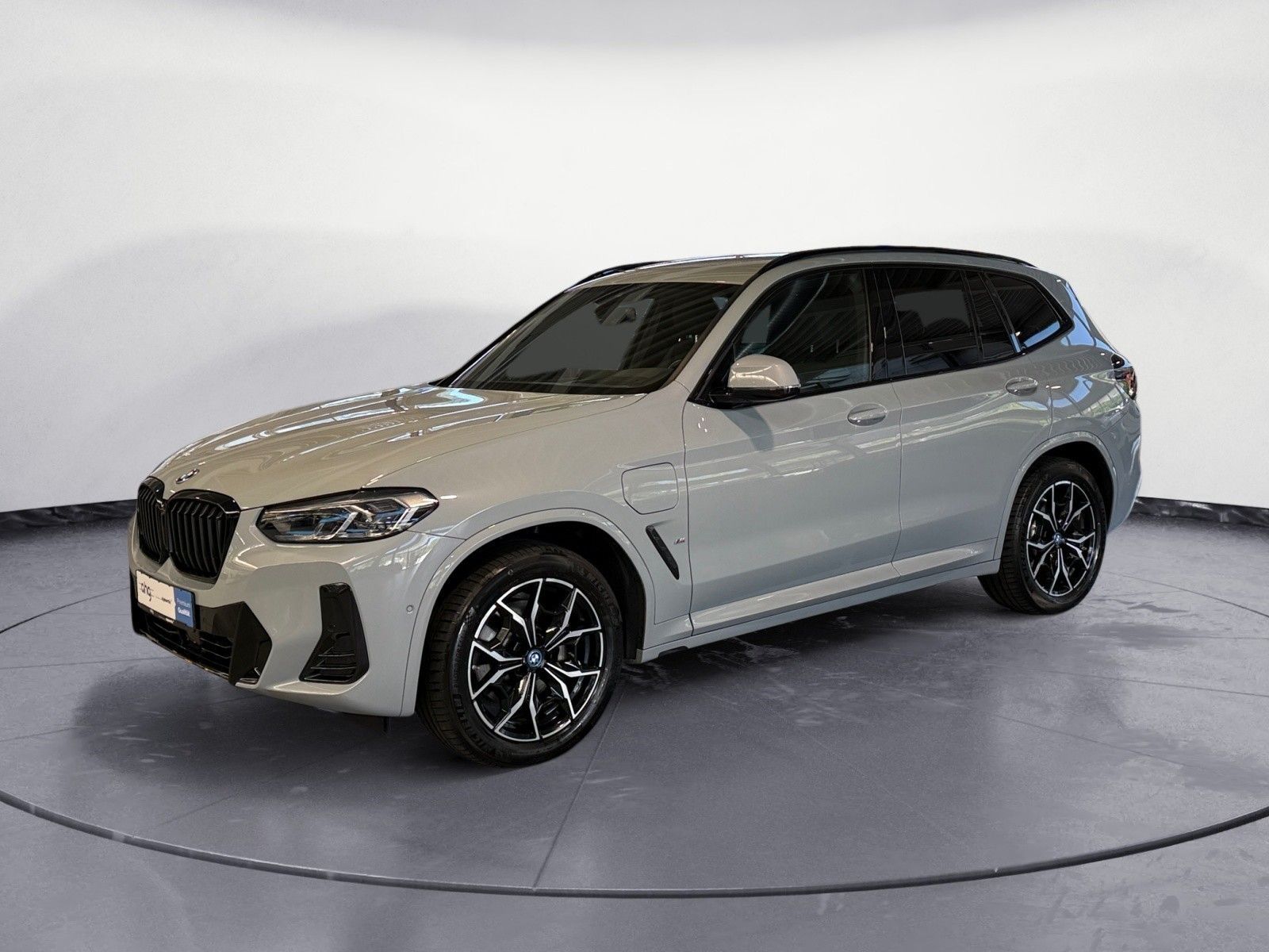 BMW X3 xDrive30e AT M Sport AHK Head UP H&K Laserlic imagem 2