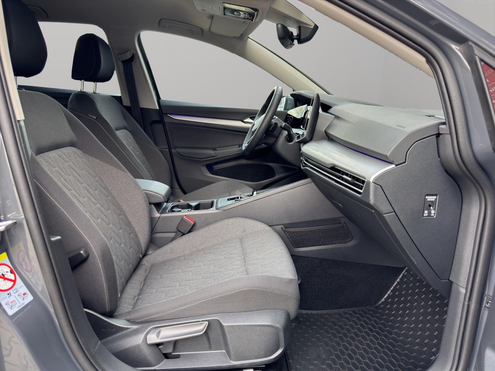 Volkswagen Golf VIII Lim. 1.5 eTSI Life*App-Connect*, миниатюра 11