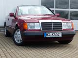 Mercedes-Benz 300 CE-24 Cabrio/ 1-Hand - Mercedes-Benz 300: Ce 24