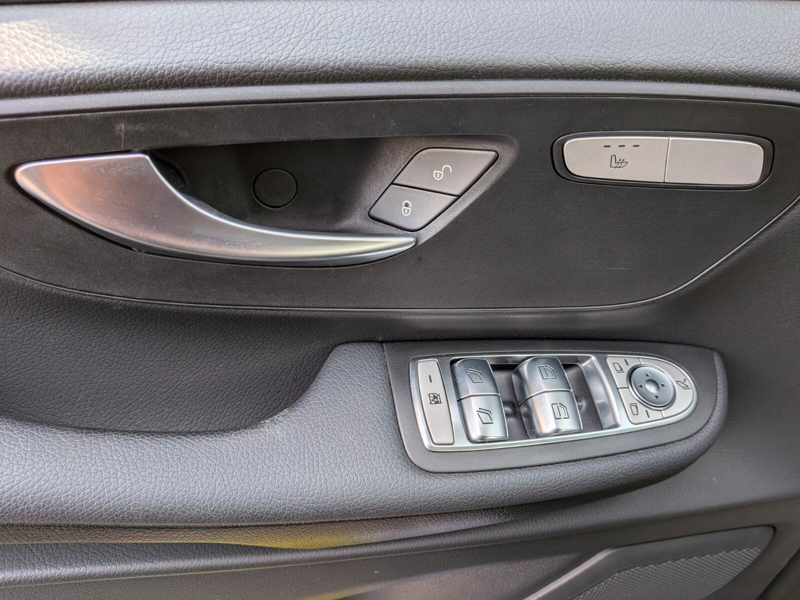 Mercedes-Benz V 220 d 4MATIC EDITION Lang Navi Standhz LED foto 22
