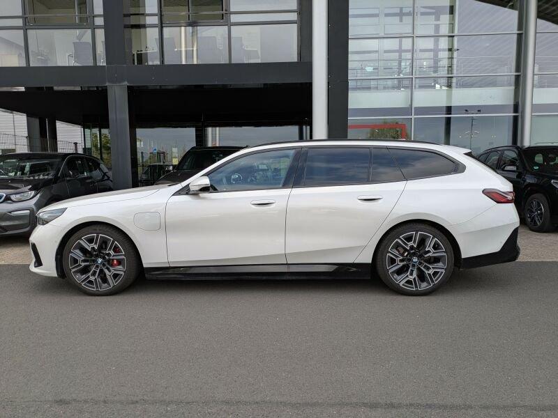 BMW 530e xDrive Tour. M Sport Sitzbelüftung. AHK.H&K