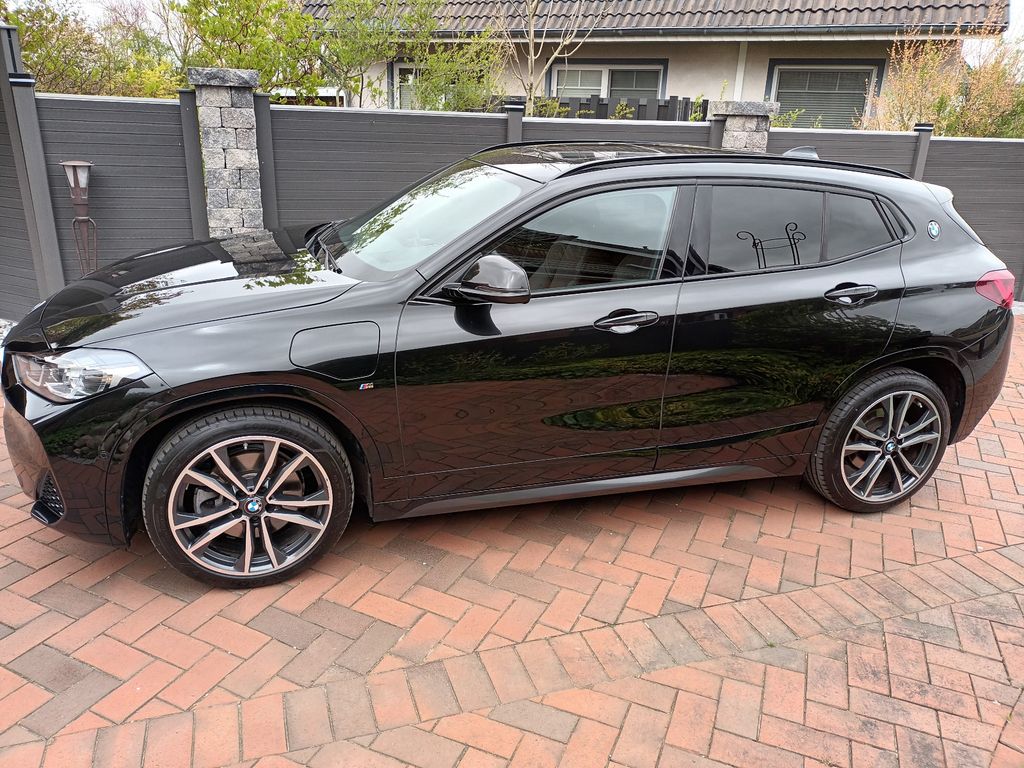 Image of BMW X2