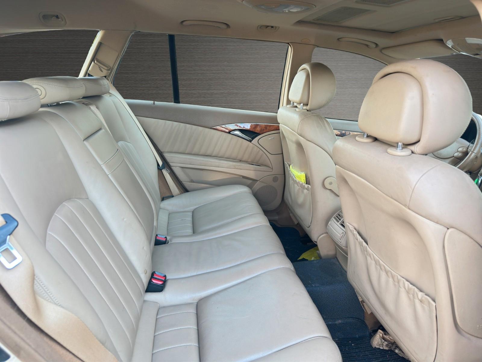 Mercedes-Benz E200 2008 — photo 15