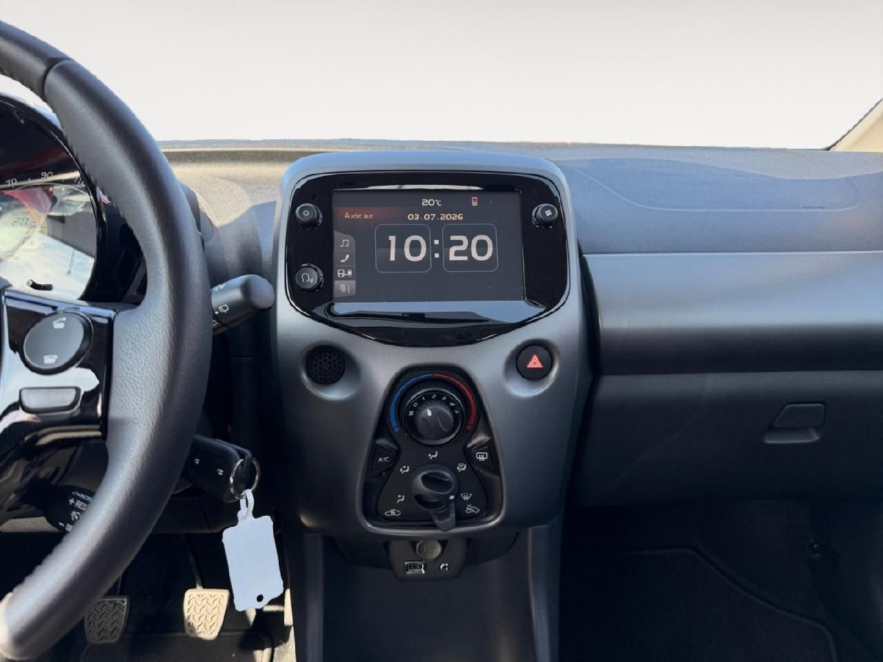 Fahrzeugabbildung Toyota AYGO x-play