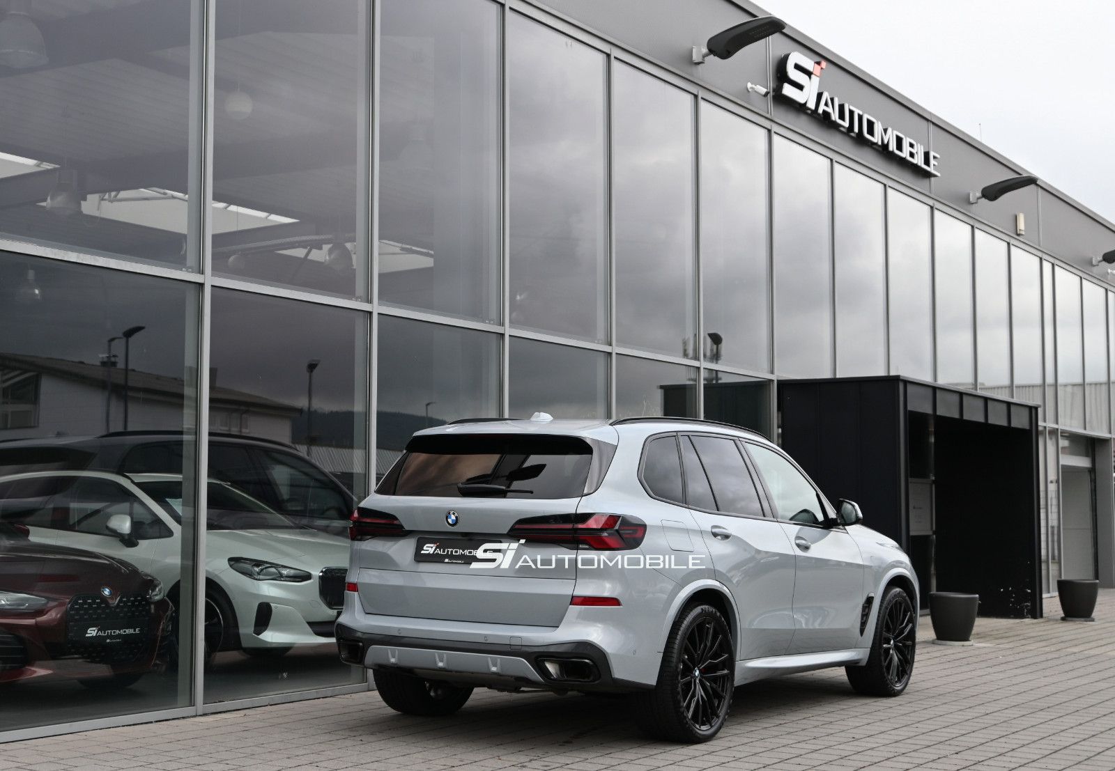 Fahrzeugabbildung BMW X5 xDr. 30d M-Sport Pro °INTEGRAL+LUFT°22 ZOLL°