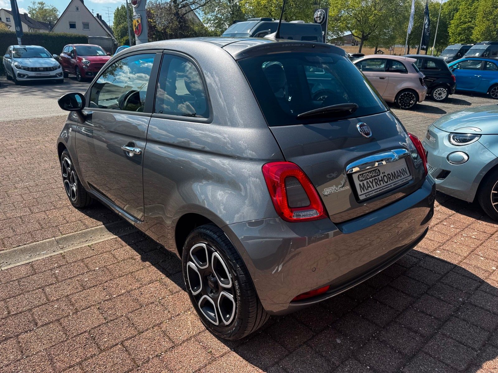 Fahrzeugabbildung Fiat 500 1.0 GSE Hybrid CLUB 70PS