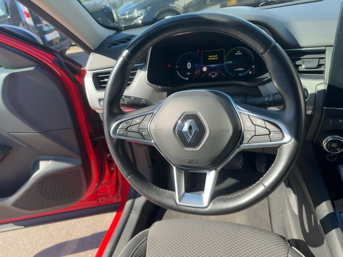 Fahrzeugabbildung Renault Arkana Intens E-Tech 145 Glasdach SHZ