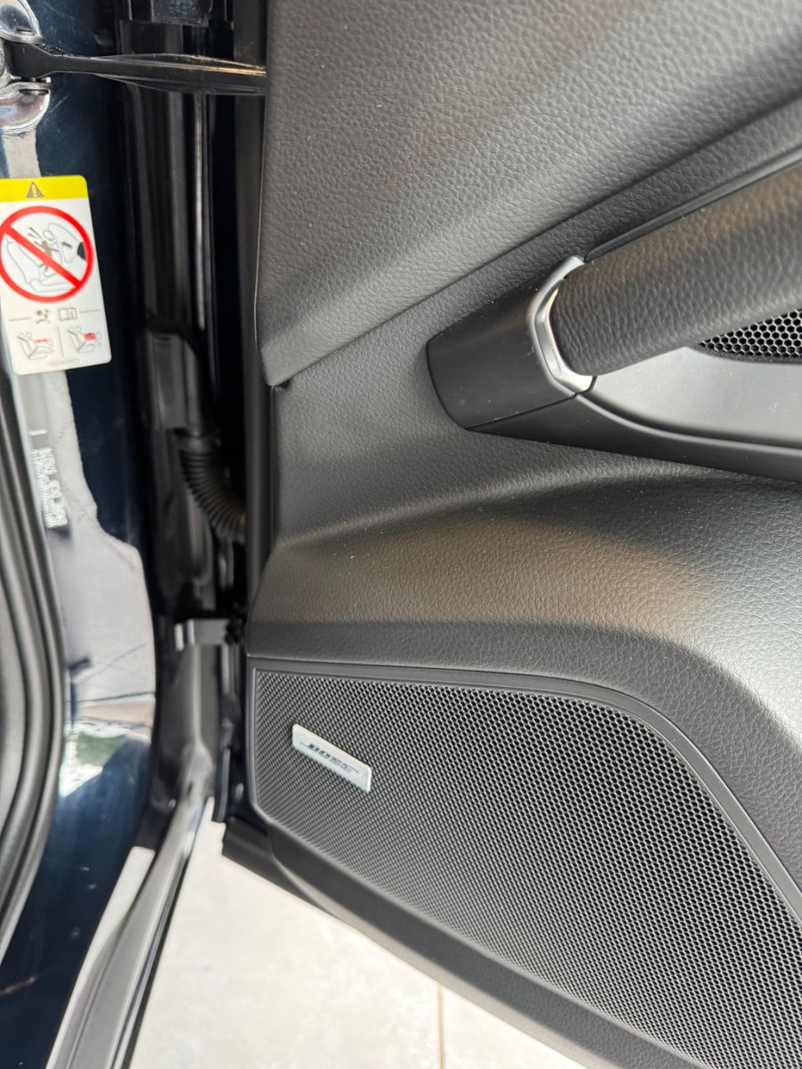 Fahrzeugabbildung Porsche Cayenne Coupe E-Hybrid Platinum Edition