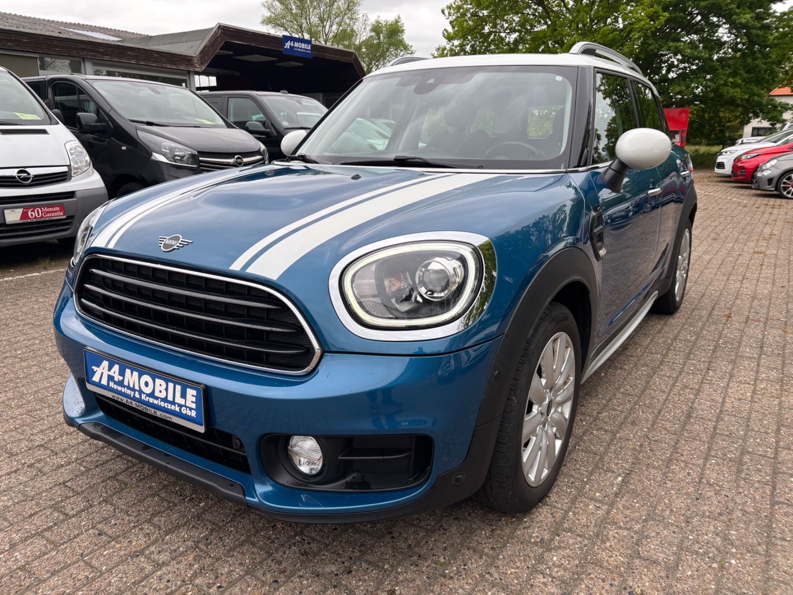 MINI COOPER D Countryman Navi Pano LED AHK