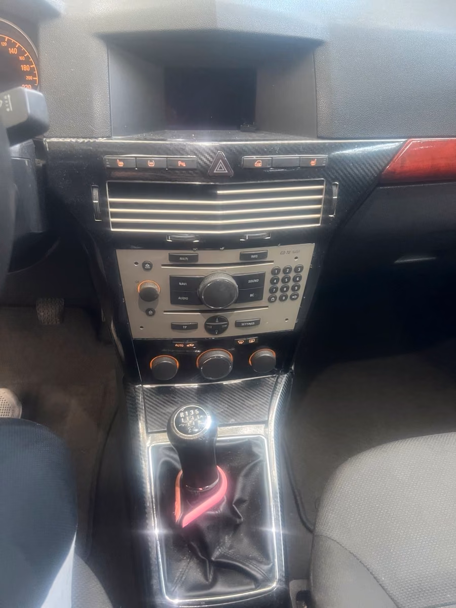 Opel Astra 2007 — photo 9