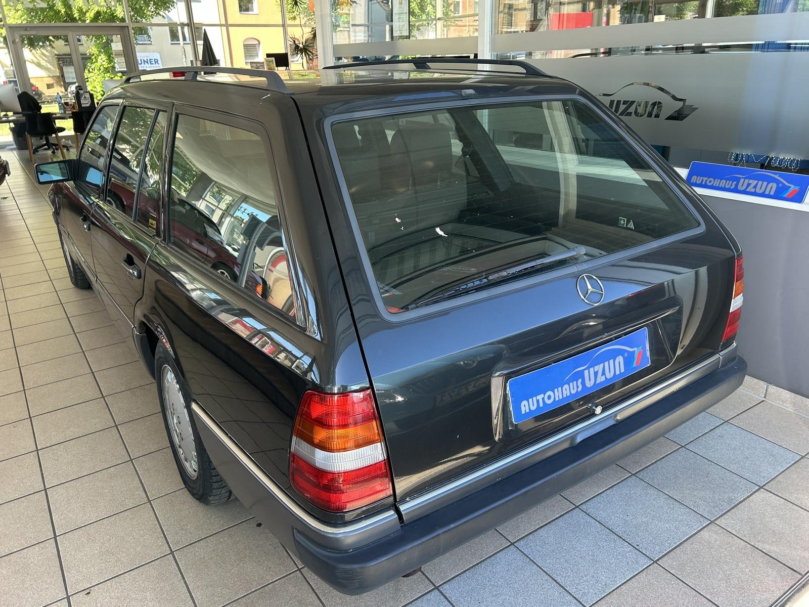 MERCEDES CLASSE E BREAK 230 TE 2.3 132 ch - BVA - TOIT COUVRANT - CUIR - 157700 km