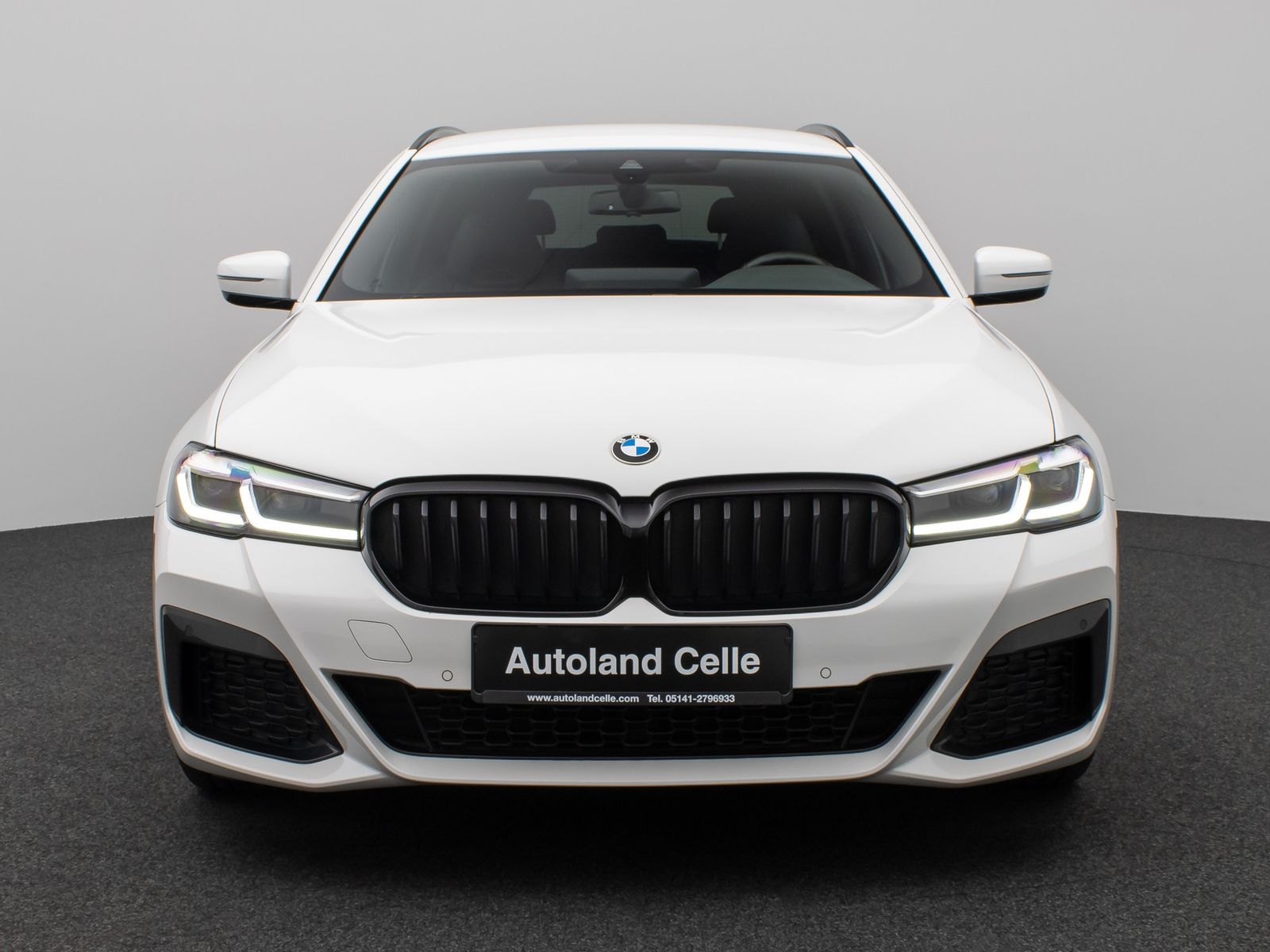 Fahrzeugabbildung BMW 540d xD M Sport Kamera DAB H/K AHK Alarm 20Zoll