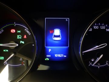 Toyota C-HR 1,8 Hybrid