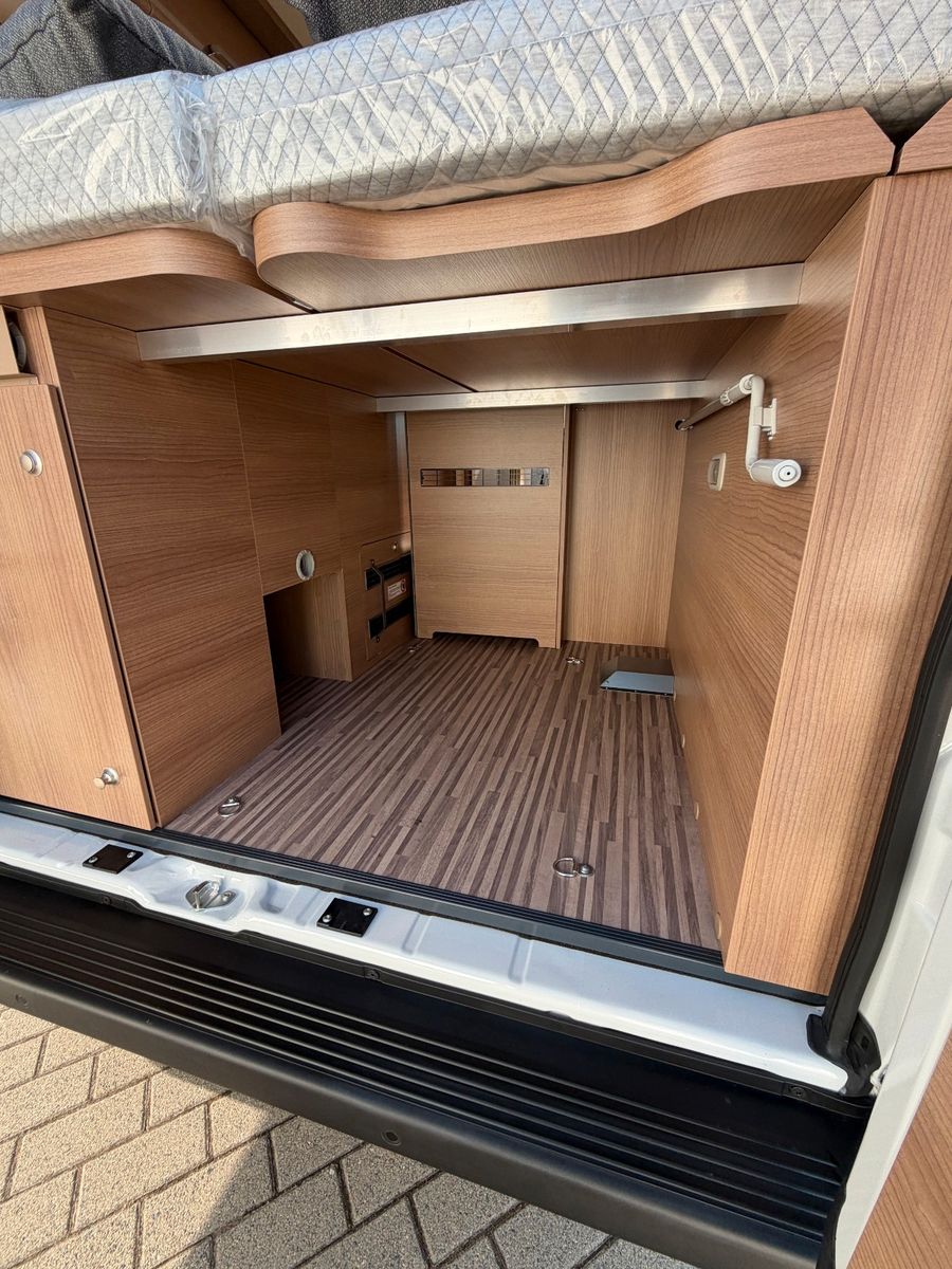 Fahrzeugabbildung Malibu Van Diversity Coupe 640 LE K Lucca MJ26