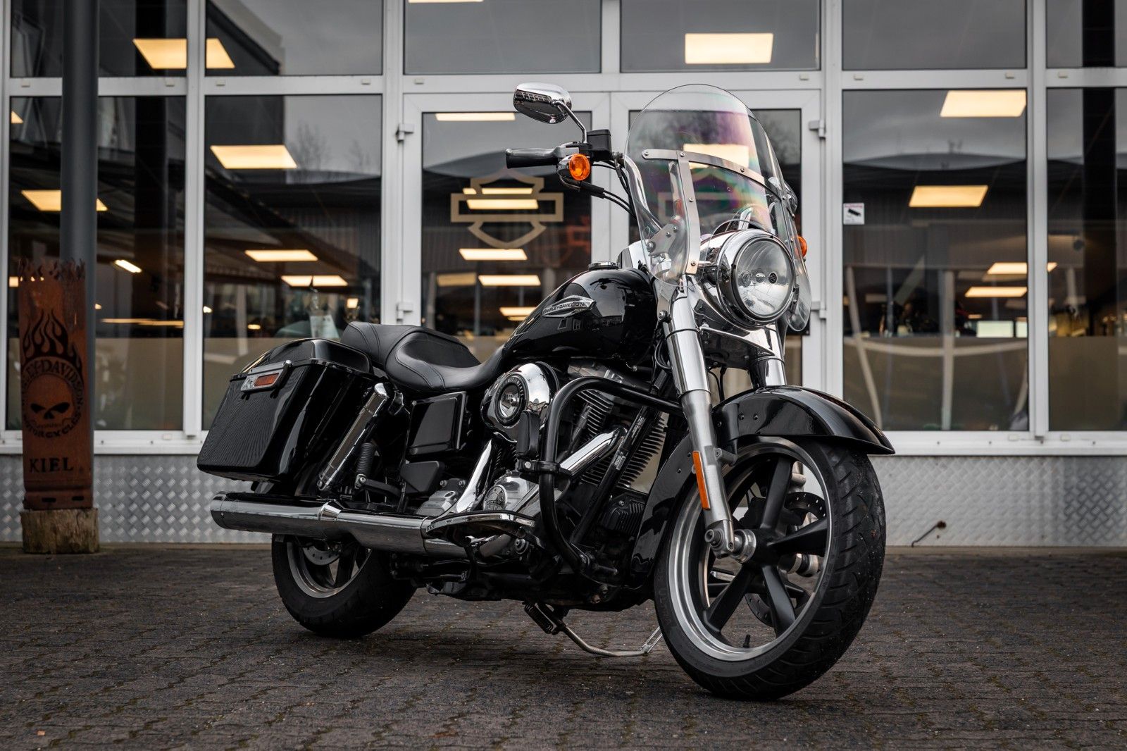 Fahrzeugabbildung Harley-Davidson FLD Dyna Switchback - Kesstech -