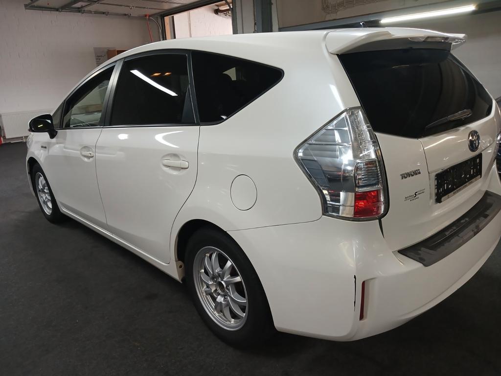 Toyota Prius+