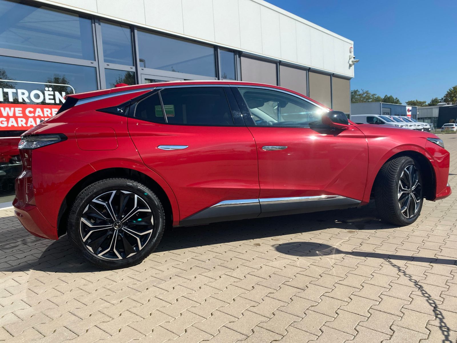 Fahrzeugabbildung DS Automobiles DS4 PT130 Autom. OPERA *Schiebedach*Leder*360°Ca