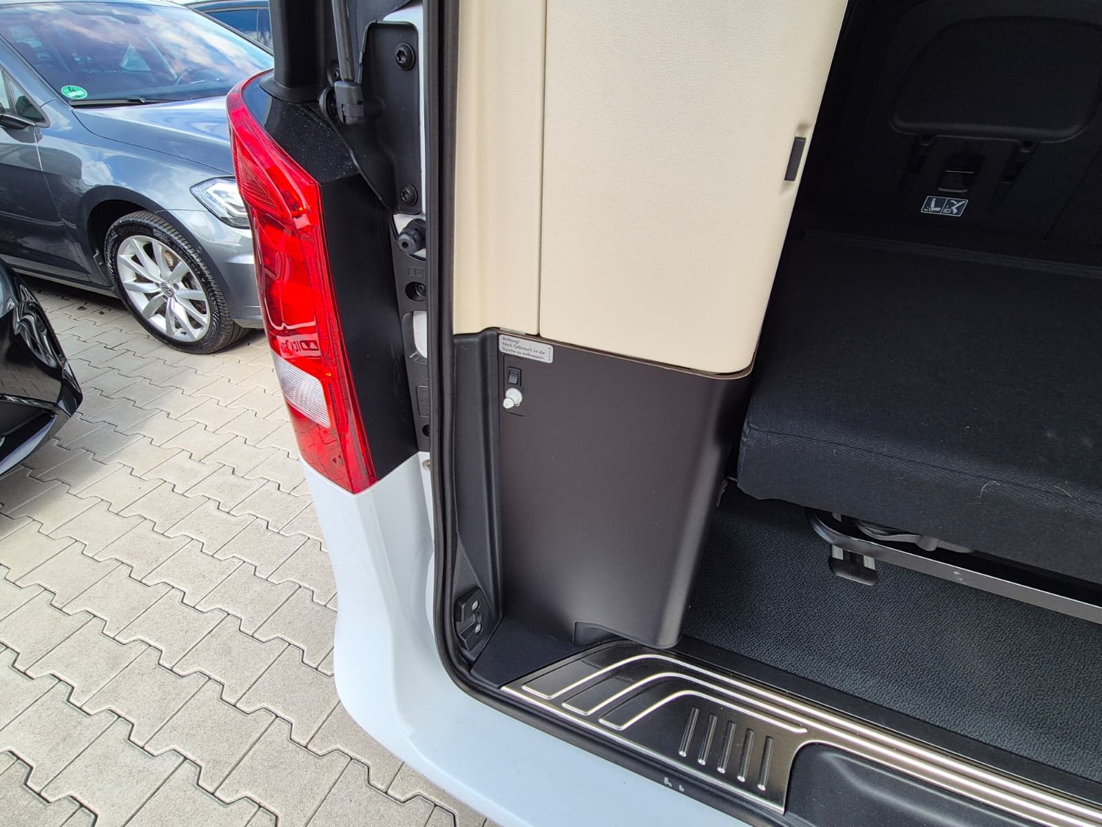Fahrzeugabbildung Mercedes-Benz V 200 MARCO POLO Ahk*Navi*Küche*StanH.*Solar