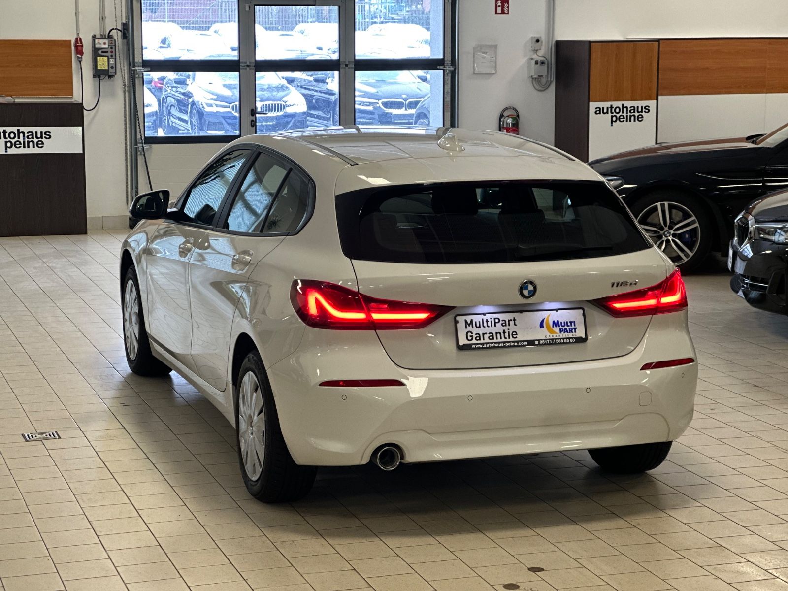 BMW 116d Aut/Navi/LED/SitzHeiz/ActivGuard/Tempomat foto 24