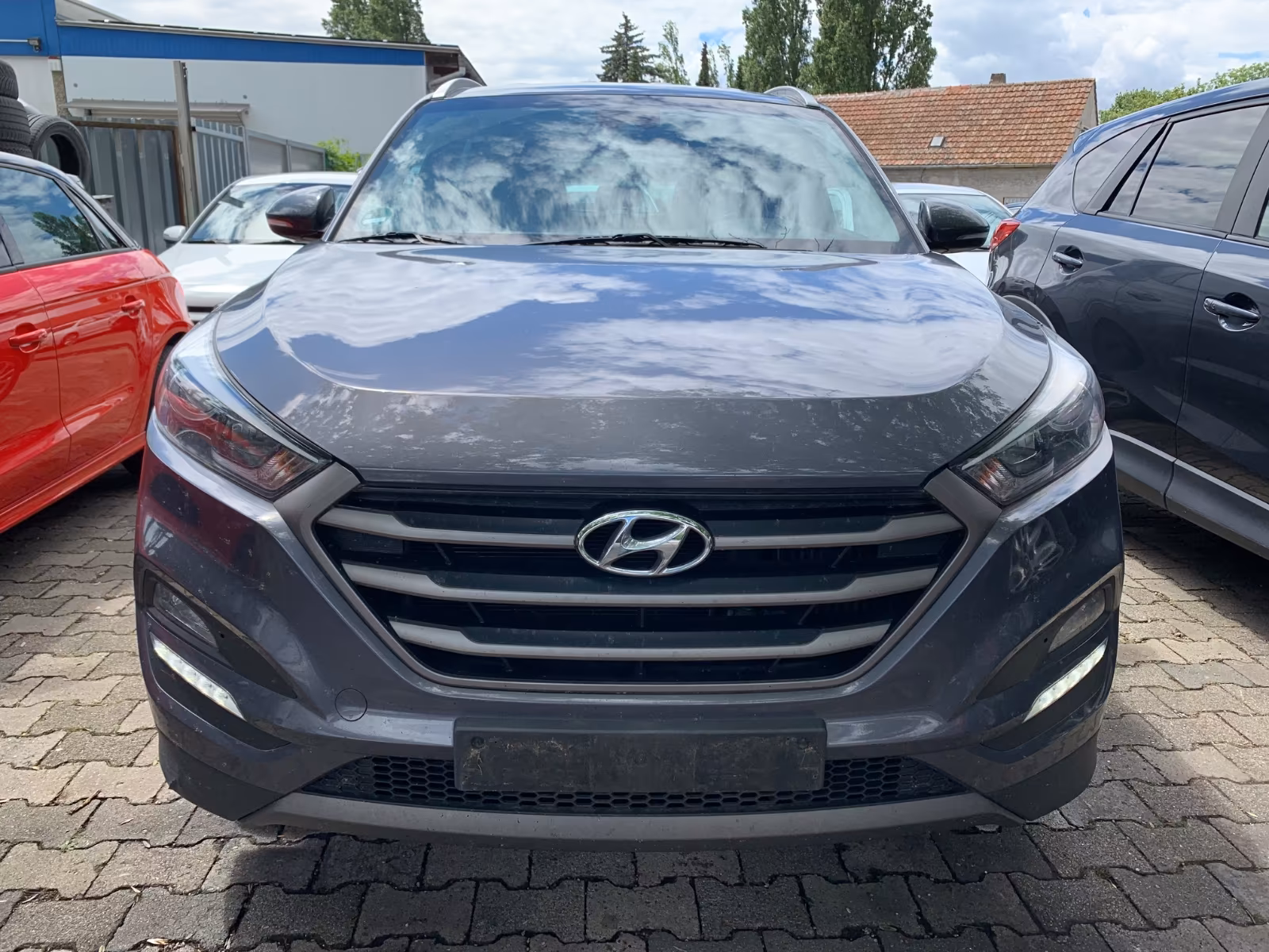 Hyundai Tucson 1.6 Intro Edition 4WD Navi Kamera E 6