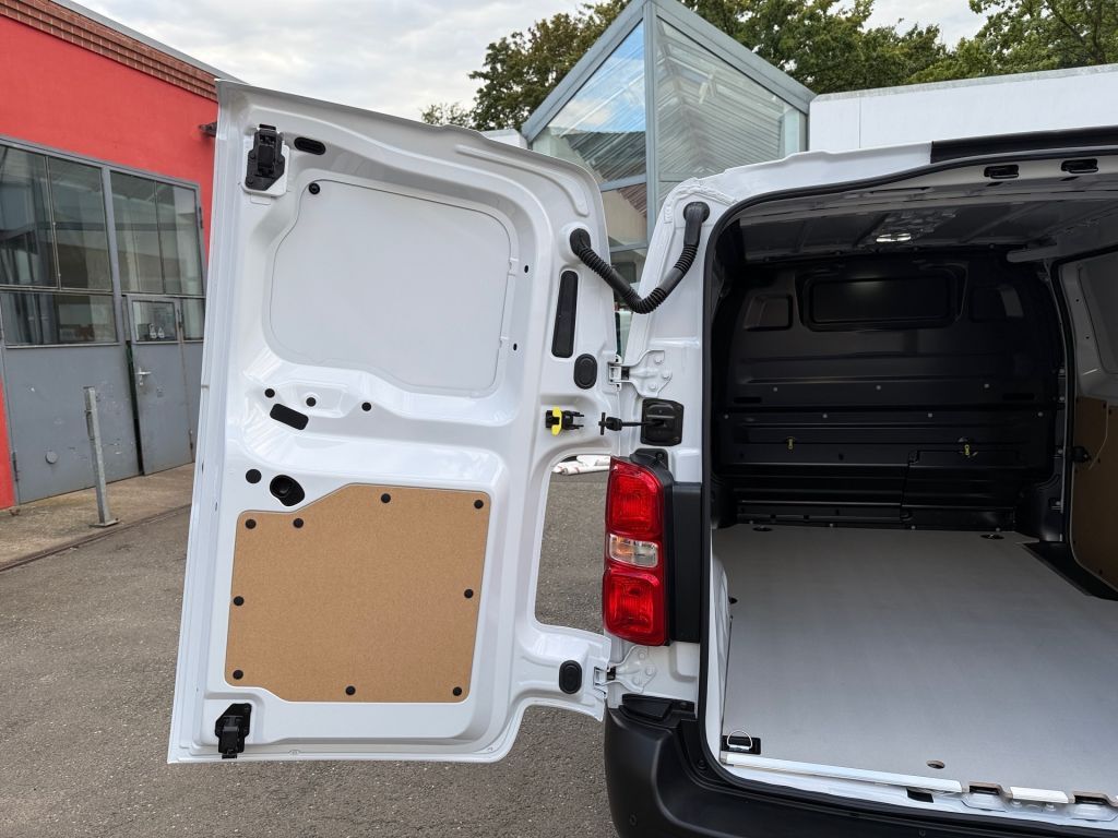 Fahrzeugabbildung Citroën Jumpy 2.0 BlueHDi 145 Standard