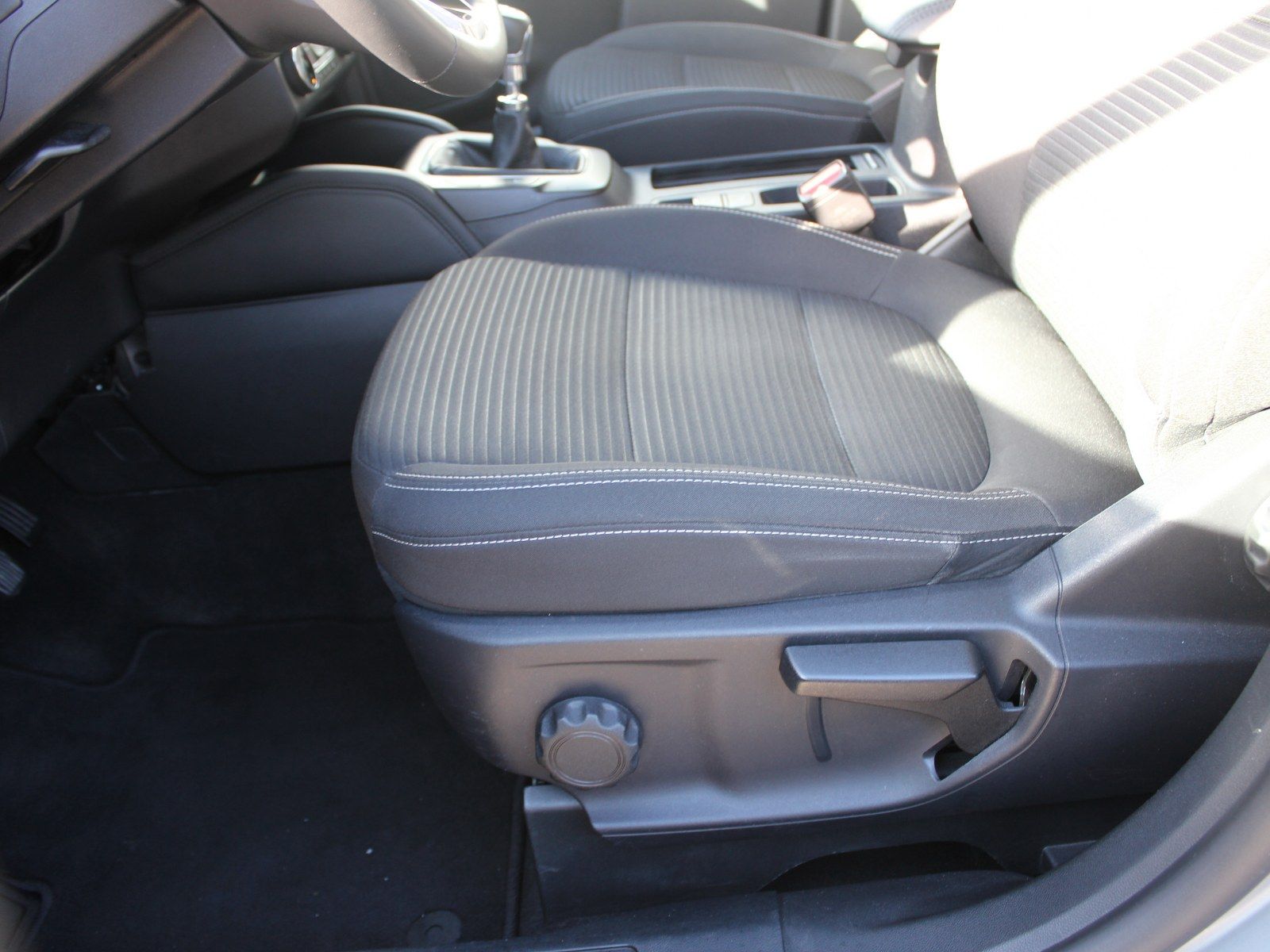 Fahrzeugabbildung Ford Kuga Titanium 1,5 EcoBoost Start/Stopp