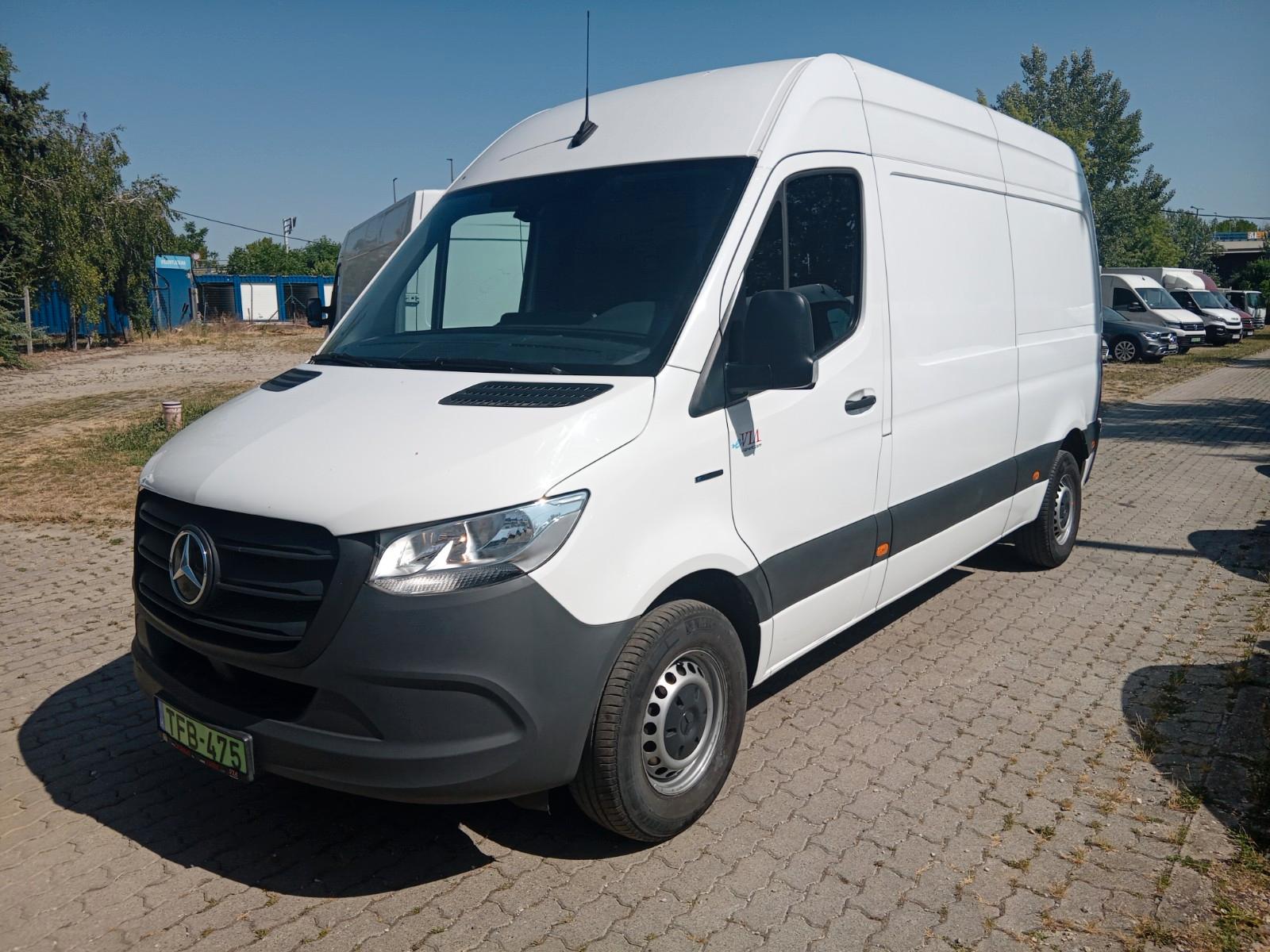 Mercedes-Benz eSprinter III FWD eSprinter 312 FWD L2