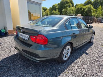 BMW 318 - 4
