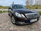 Mercedes-Benz E 200 CGI BEC - Mercedes-Benz 200: Kombi, B