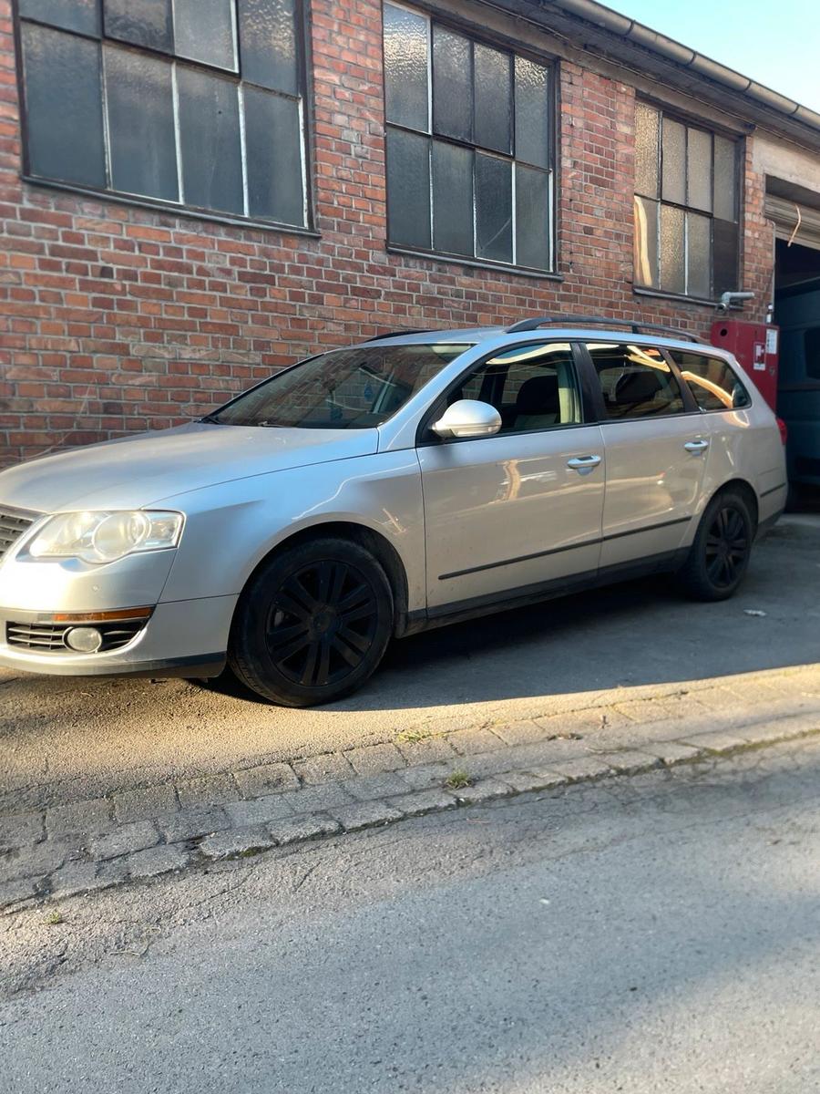 Volkswagen Passat 2010 — photo 6