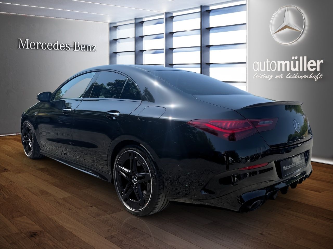 Fahrzeugabbildung Mercedes-Benz AMG CLA 35 4M Coupé AHK+PANO+RIDE C.+NIGH+MULTIB
