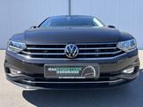 Volkswagen Passat Variant 2.0 TDI DSG Business STHZ Navi Tr - Volkswagen Passat aus 2022