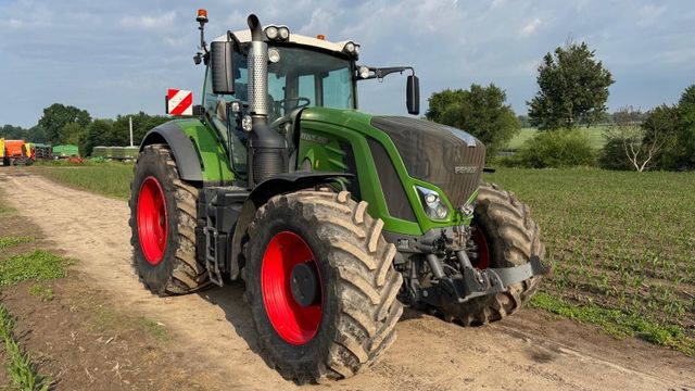 Fendt 933 VARIO S4 PROFIPLUS