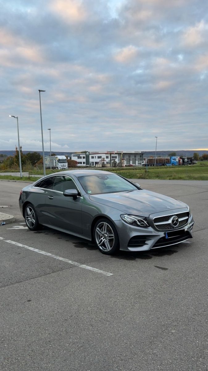 MERCEDES-BENZ E 350 d 4MATIC AMG line