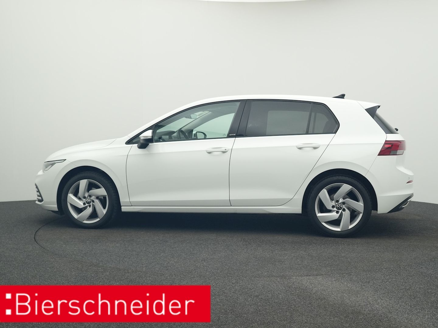 Volkswagen Golf 8 2.0 TDI DSG Active LED NAVI AHK ACC SHZ imagem 3